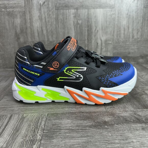 Skechers Flex Glow Big Kids size 4 Blue Light Up Sneakers - Picture 1 of 8